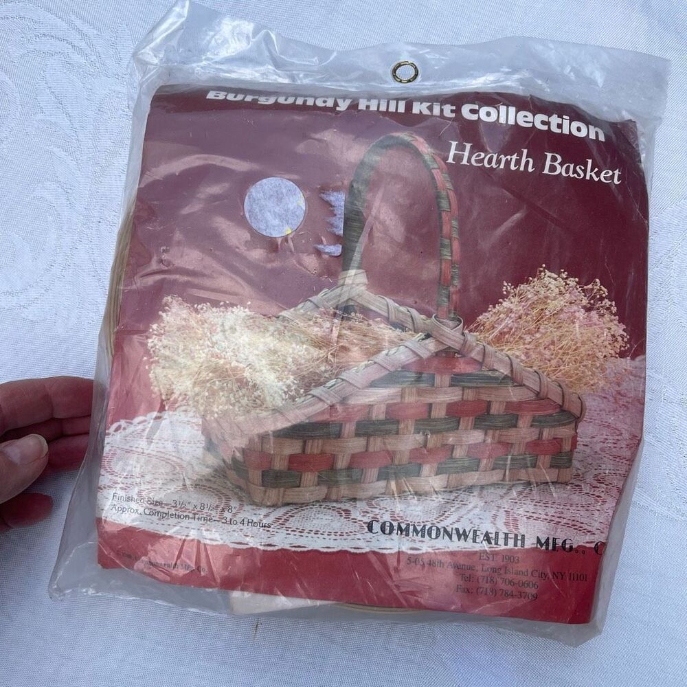 Vintage Commonwealth basket kit.  New never used.